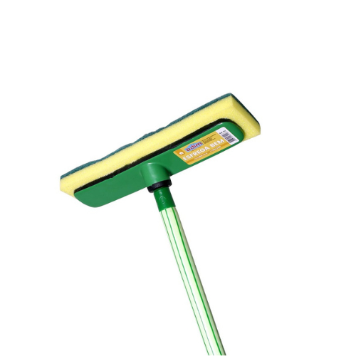 ESFREGÃO COM BUCHA VERDE DE 40CM COM CABO